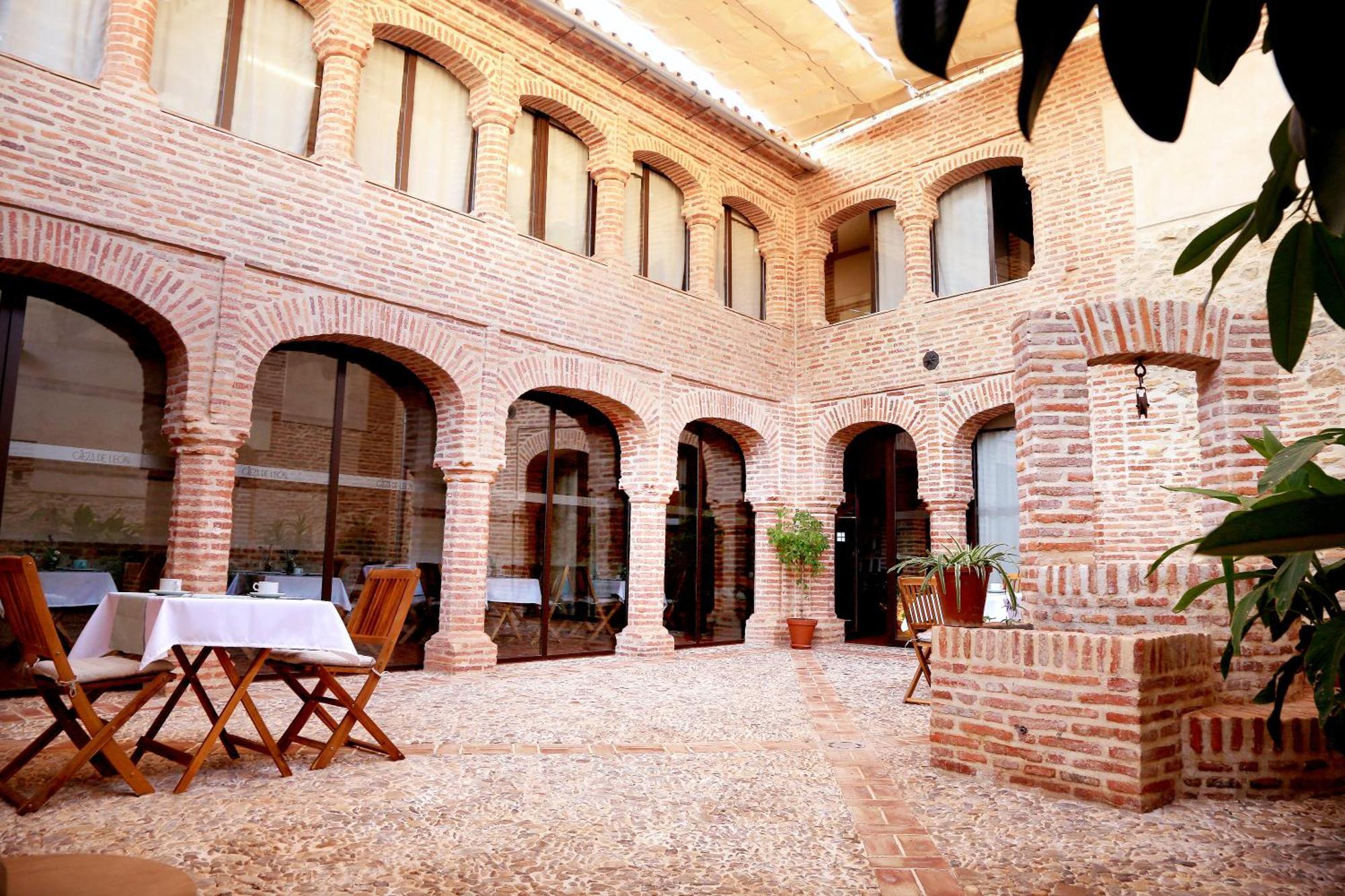Casa Rural Cieza De Leon Llerena Exterior photo