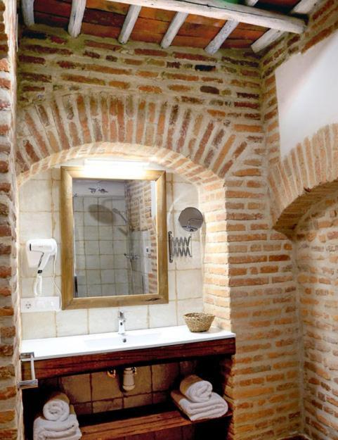 Casa Rural Cieza De Leon Llerena Exterior photo